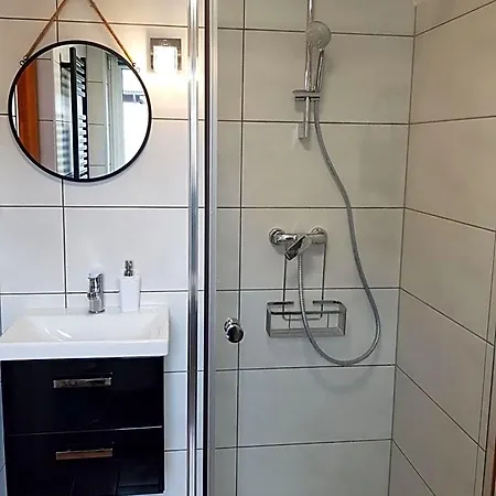 Cime Ekonomik Gerendaház *